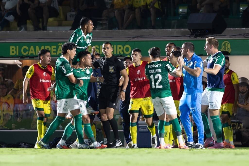 El Palmeiras de Gómez y Sosa da un paso en falso en su lucha por el Brasileirao