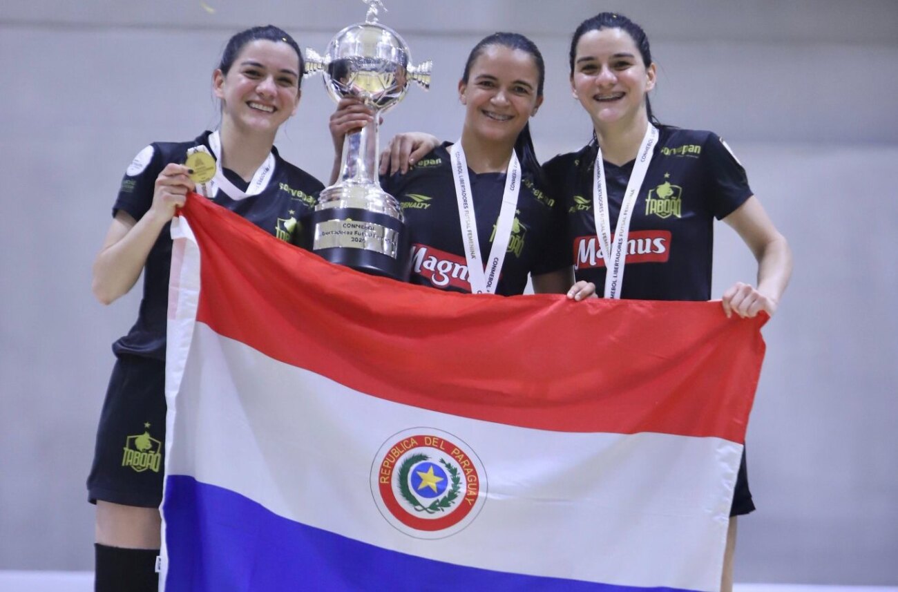 Paraguayas conquistan la Copa Libertadores de Futsal