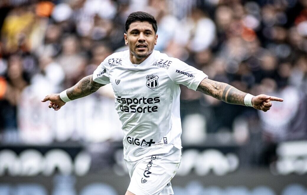 Antonio Galeano le dio un histórico triunfo a Ceará en casa del Corinthians