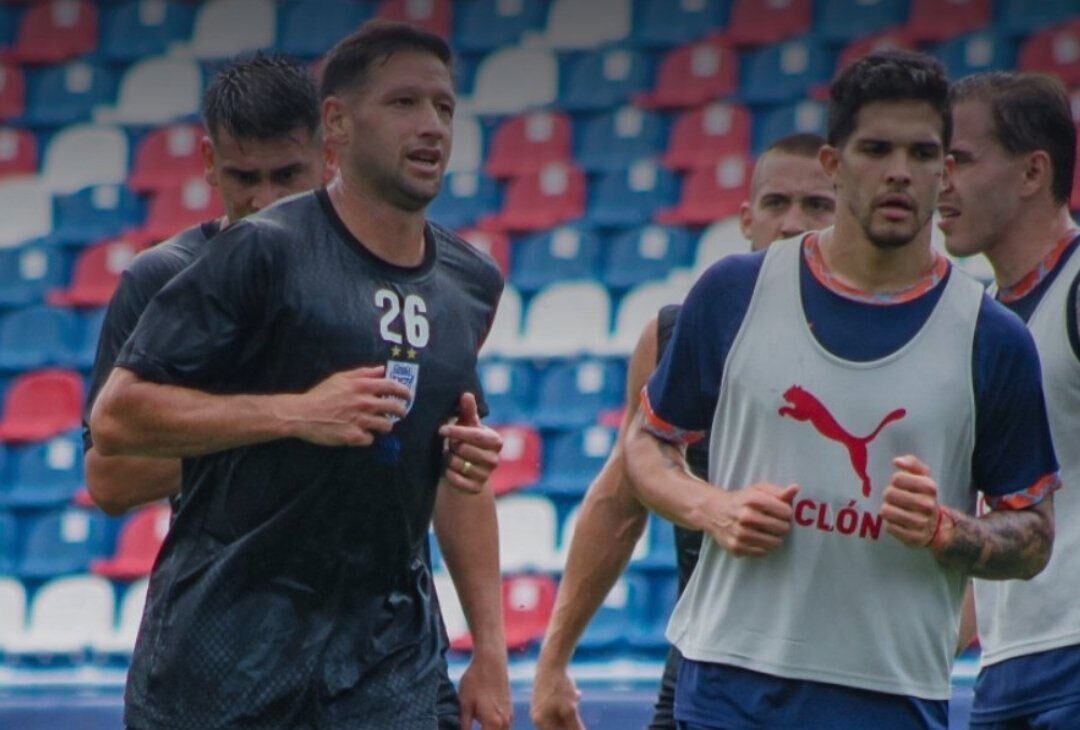 Cerro Porteño cae goleado ante Ameliano en amistoso en La Nueva Olla