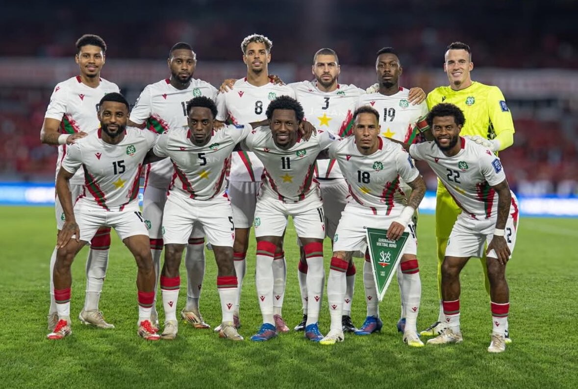 DT de Surinam dice que jugarse el Mundial es "un regalo para el país"