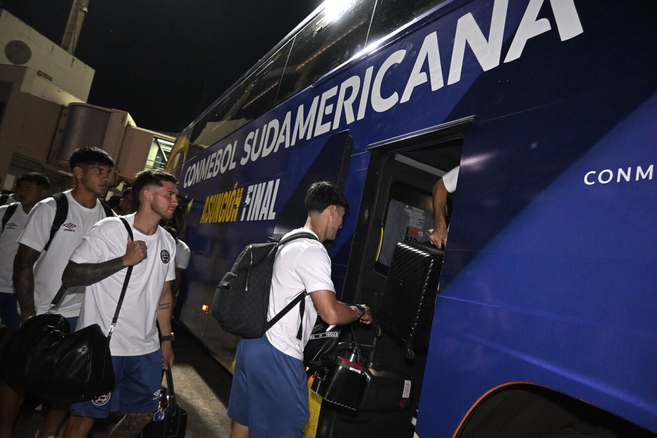 Lanús llega en busca de la Sudamericana con dos paraguayos en su plantel