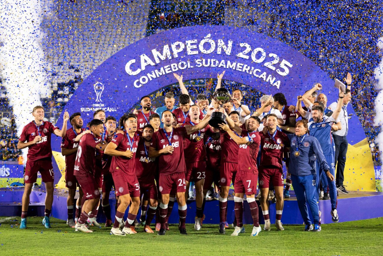 Lanús, un club agradecido: "Rohayhu Tetã Paraguái"