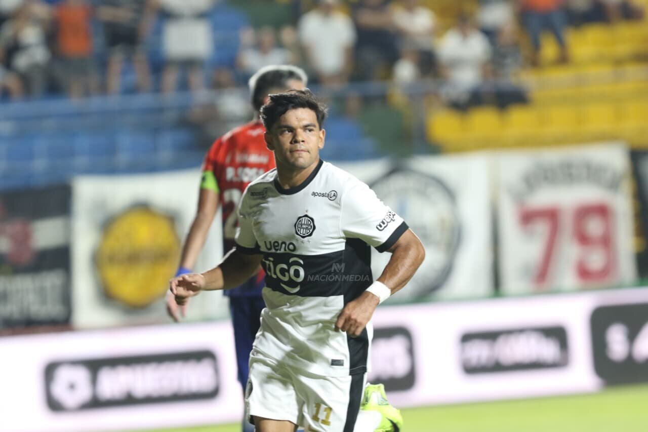 Un club de Brasil viene a la carga por Rodney Redes