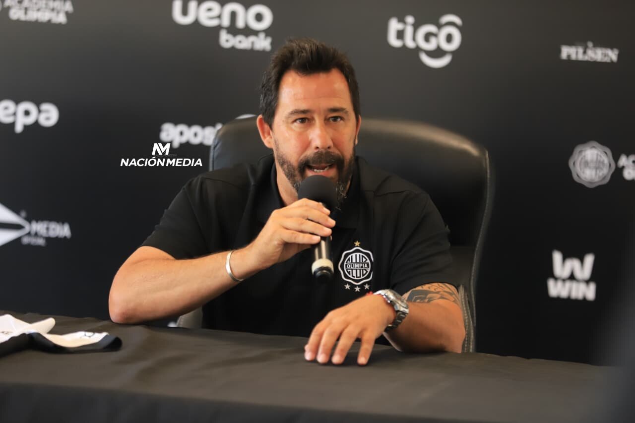 "Vitamina" Sánchez llenó de elogios a la "leyenda viva" Ever Hugo Almeida