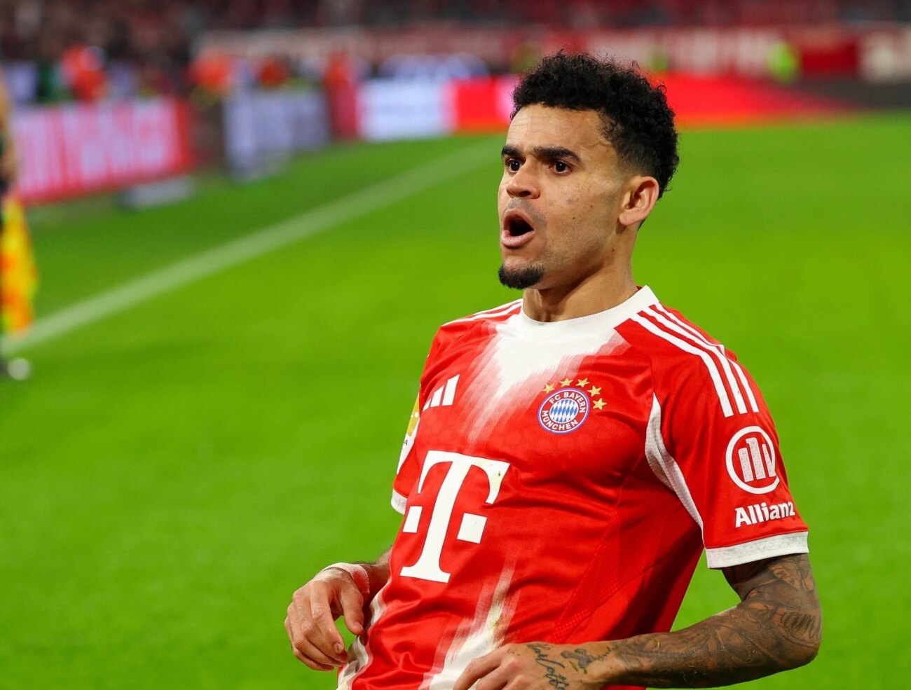 Luis Díaz salva al Bayern y amplía su ventaja como líder de la Bundesliga