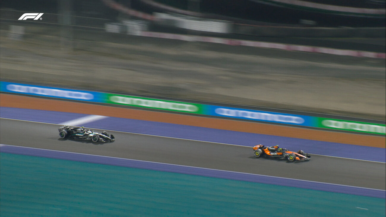 Red Bull se disculpa con Antonelli tras acusar al joven de dejarse adelantar