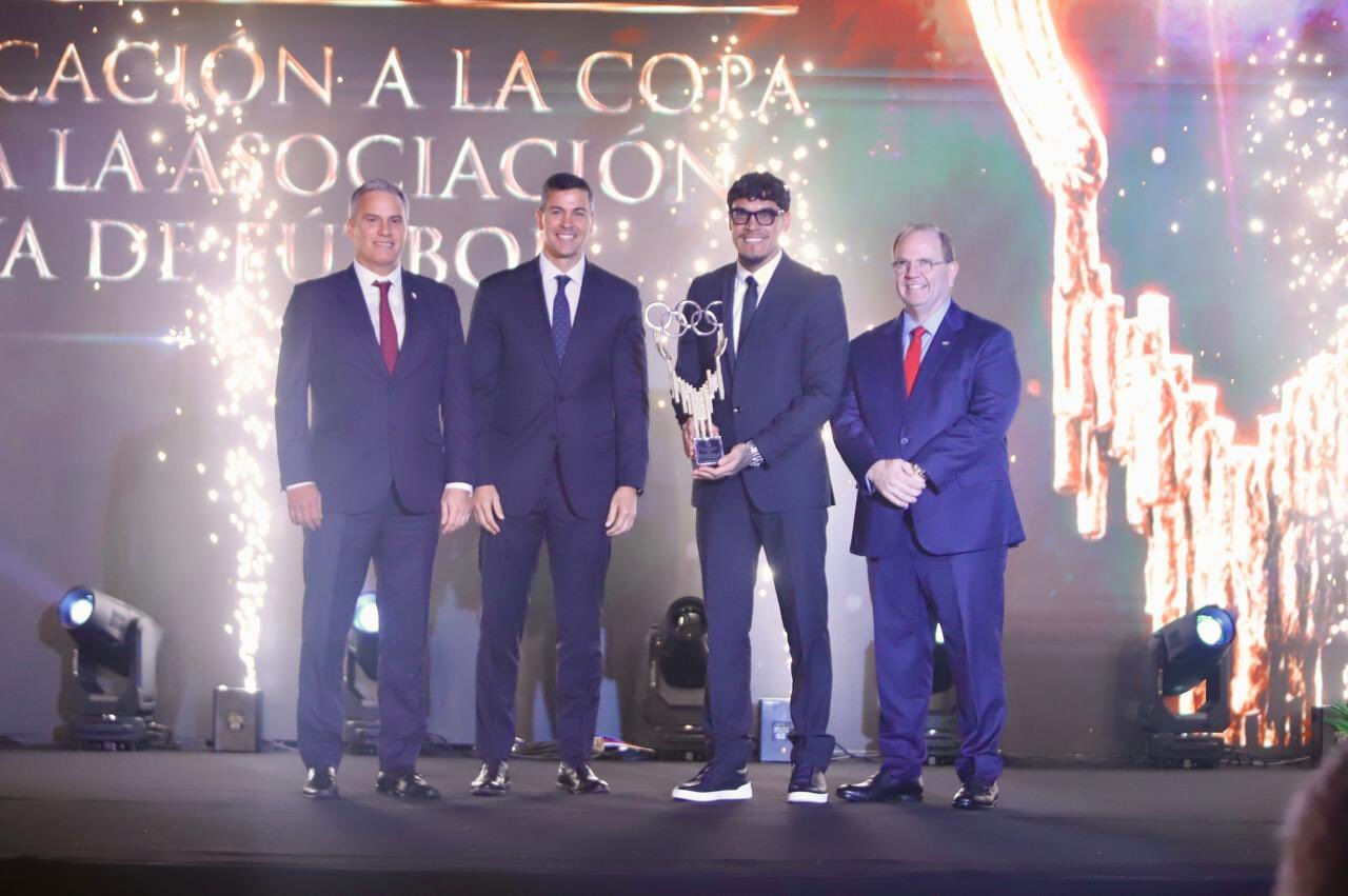 Premios para la Albirroja en la Gala Olímpica 2025