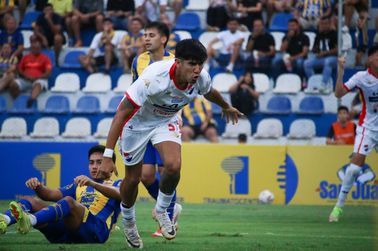 Nacional remonta y festeja ante Luqueño en Itauguá para tener puntaje perfecto