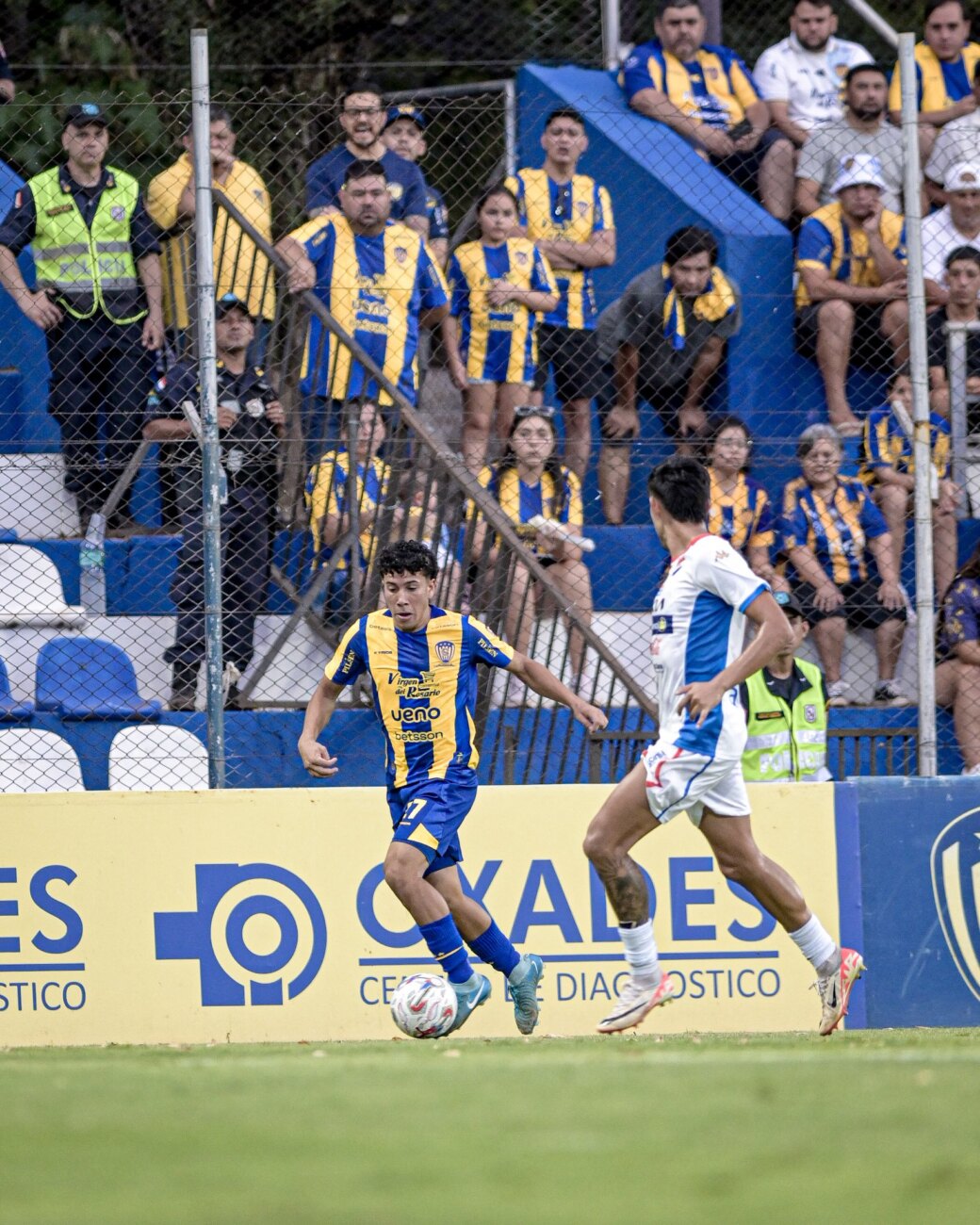 El fuerte pedido de la afición de Luqueño a la directiva auriazul