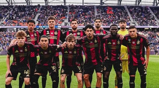 El equipo de Almirón y 'Tata' Martino estrena el año con derrota