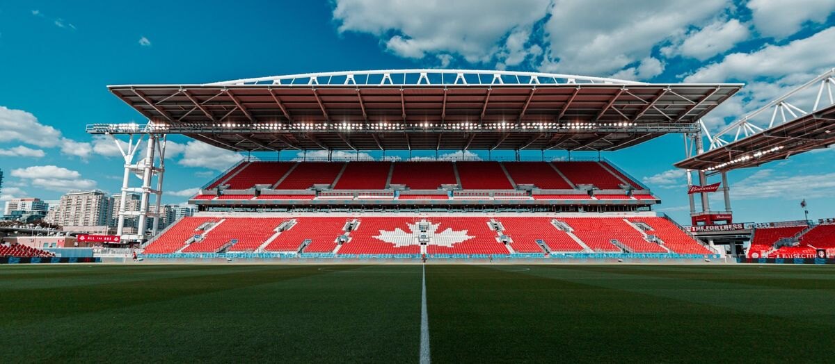 Toronto presenta el BMO Field para el Mundial entre críticas por tribunas temporales