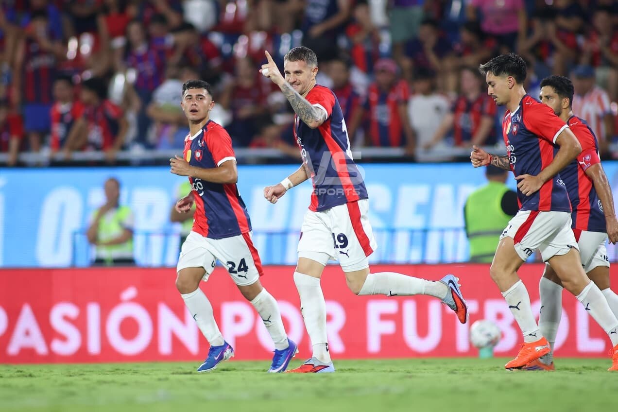 Cecilio y Vegetti mantienen a Cerro Porteño a siete de Olimpia