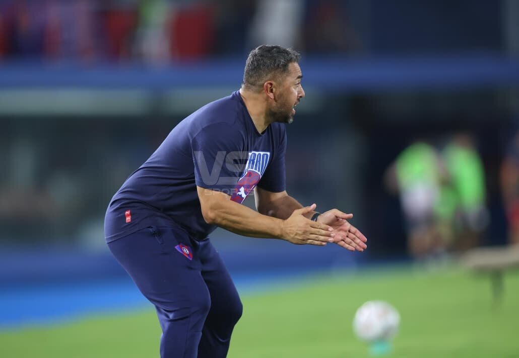 Achucarro salta con todo: "No le damos la confianza a un paraguayo y sí a un extranjero"