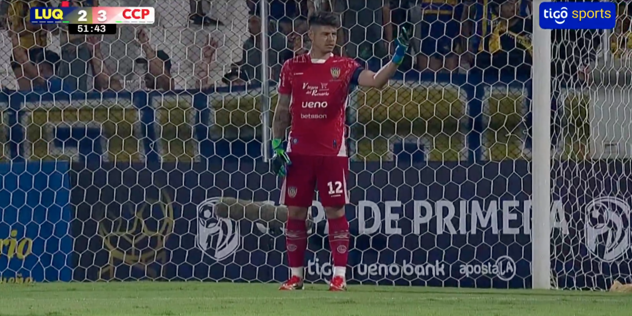 ¿Por grosero? La insólita expulsión de Alfredo Aguilar ante Cerro Porteño