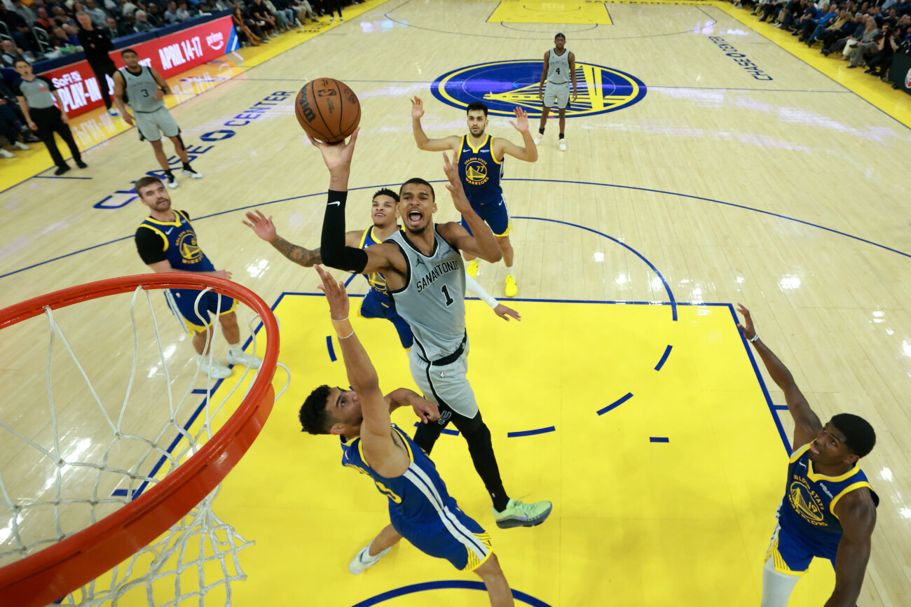 Wemby repite 41 puntos y lidera la racha de Spurs