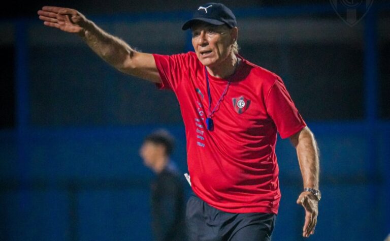 Holan ya puso manos a la obra y está listo para el primer desafío