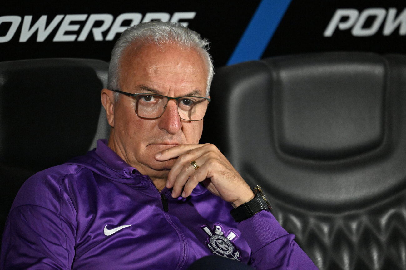 Corinthians despide al DT Dorival Júnior a días del debut en Libertadores