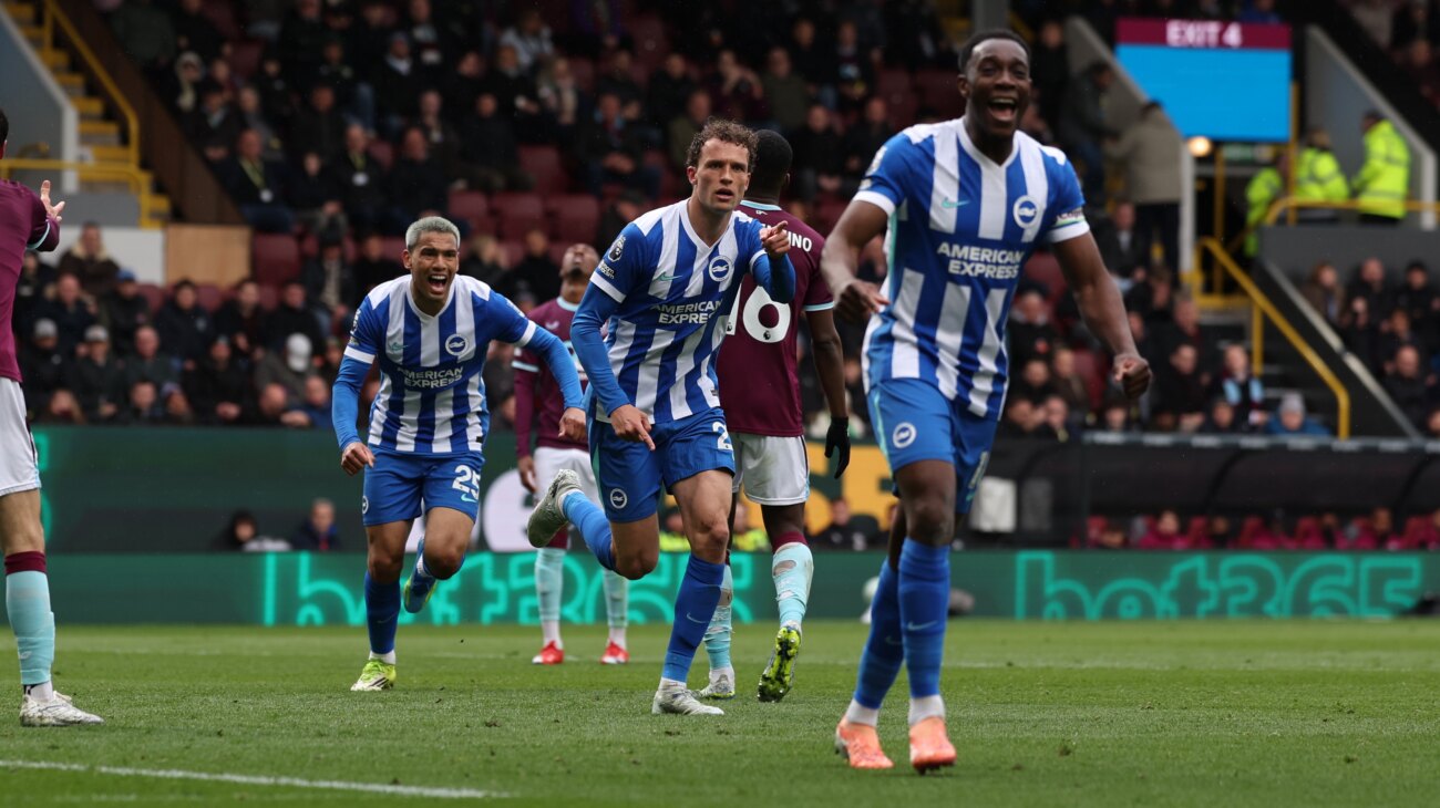 El Brighton de Diego Gómez gana y se acerca a zona de competencias internacionales