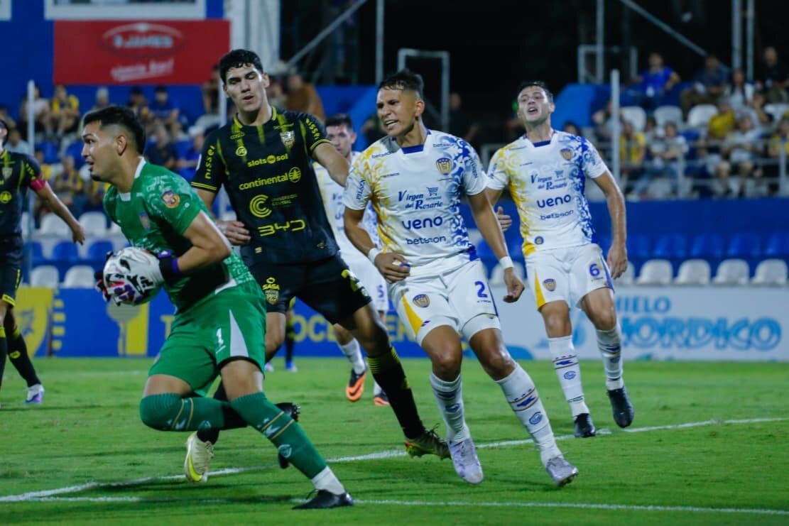 ¡Se acordó de ganar! Luqueño tumba a Recoleta y corta su larga sequía