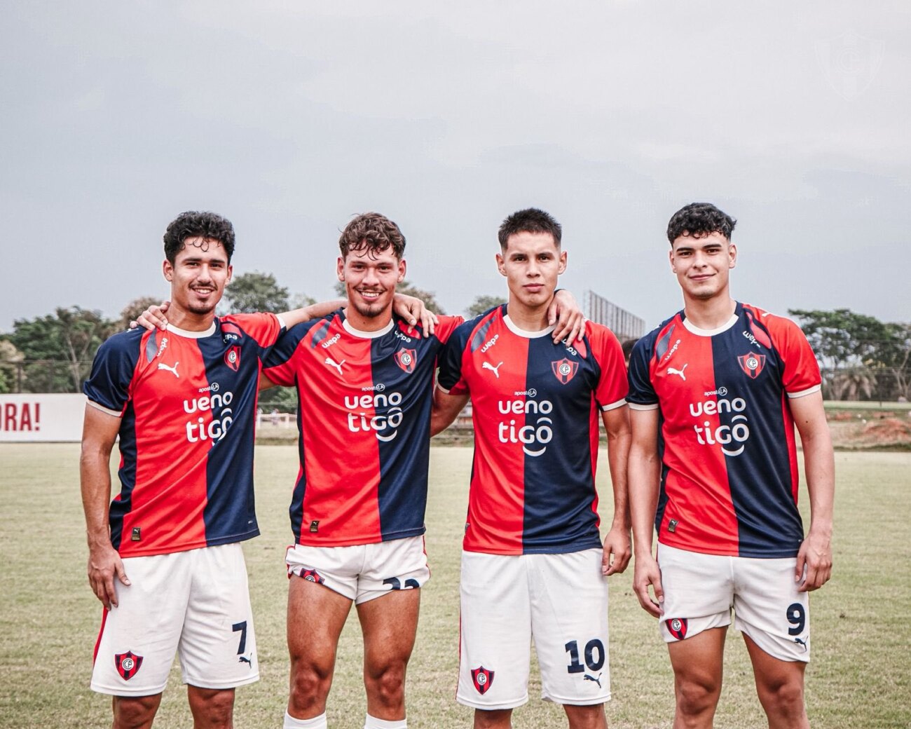 Cerro sin Aliseda ni Domínguez y con el juvenil de los USD 30 millones