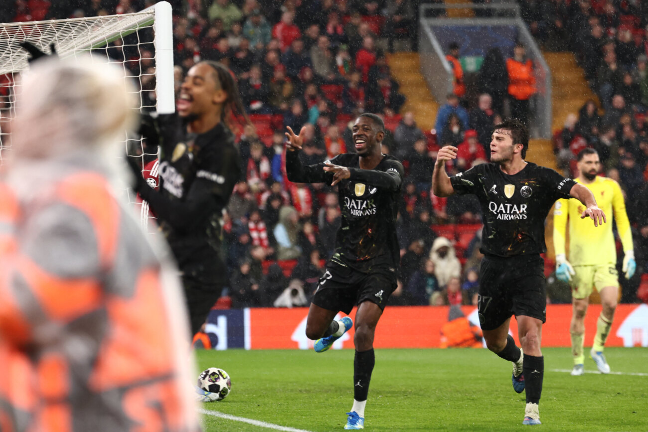 PSG también triunfa en Anfield y espera rival en semifinales de Champions