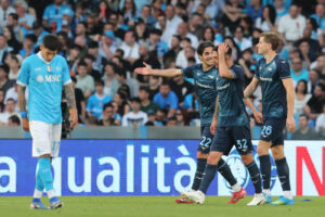 Nápoles cae ante la Lazio y el Inter tiene una autopista hacia el título