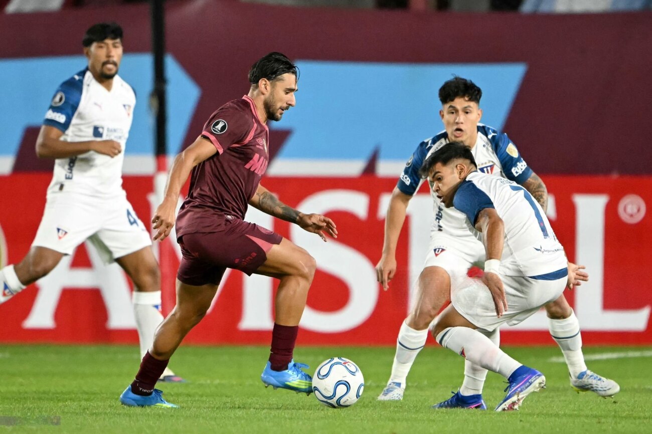 Lanús se impone a Liga de Quito en duelo con presencia paraguaya