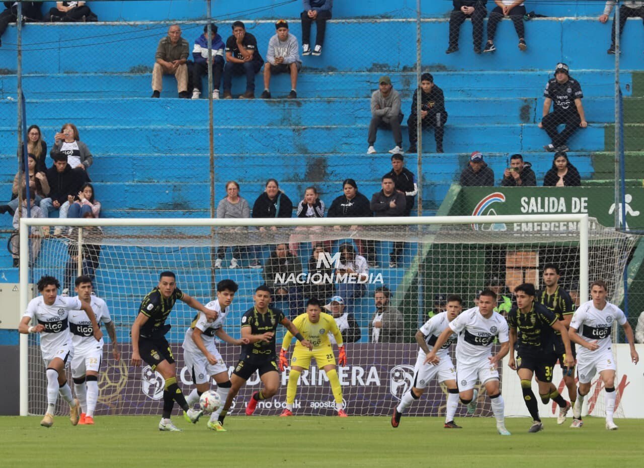 "Vitamina" defiende a Lentinelly y asegura que será titular también en la última fecha del Apertura