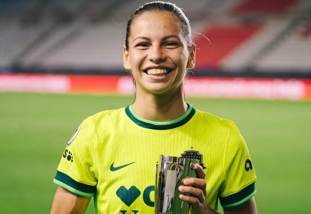 Una estelar Claudia Martínez mete a su equipo a la final de la Concachampions