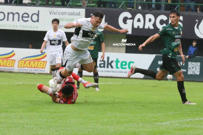 Pablo Sánchez se refirió a la pelea por el título del torneo Clausura